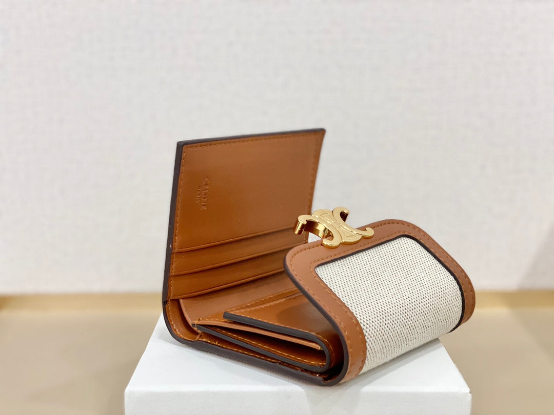 【セリーヌ】大人気 軽量&コンパクト持ち運びに便利な短い財布 !関税送料込み