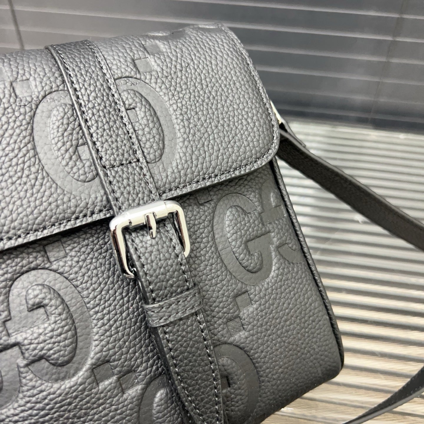 【グッチ】ジャンボ GG メッセンジャーバッグ スモール