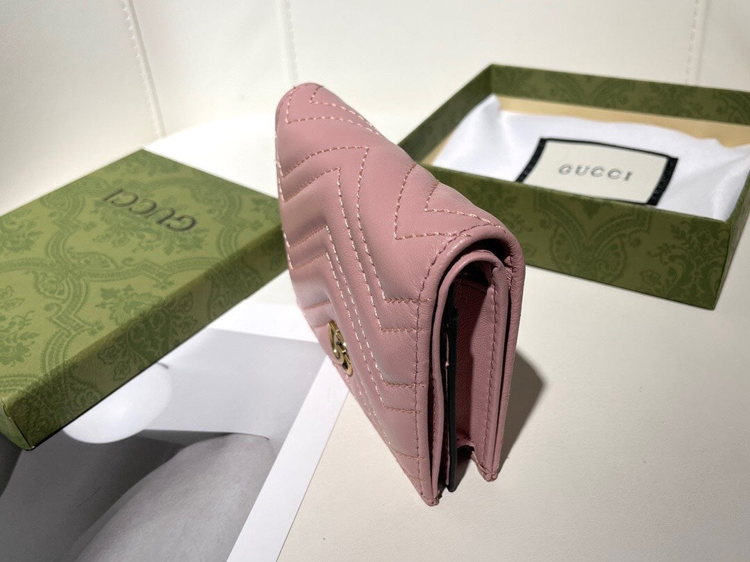 【グッチ】大人気 2色 折りたたみ財布 実用性抜群の一品!