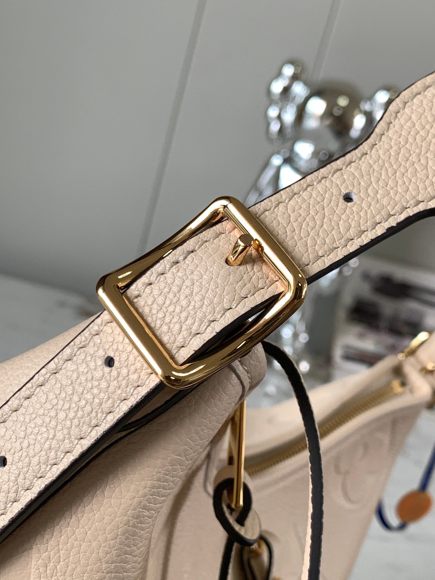 【ルイヴィトン】関税送料込み☆Carryall PM|肩掛け&斜挎両用で自由自在!