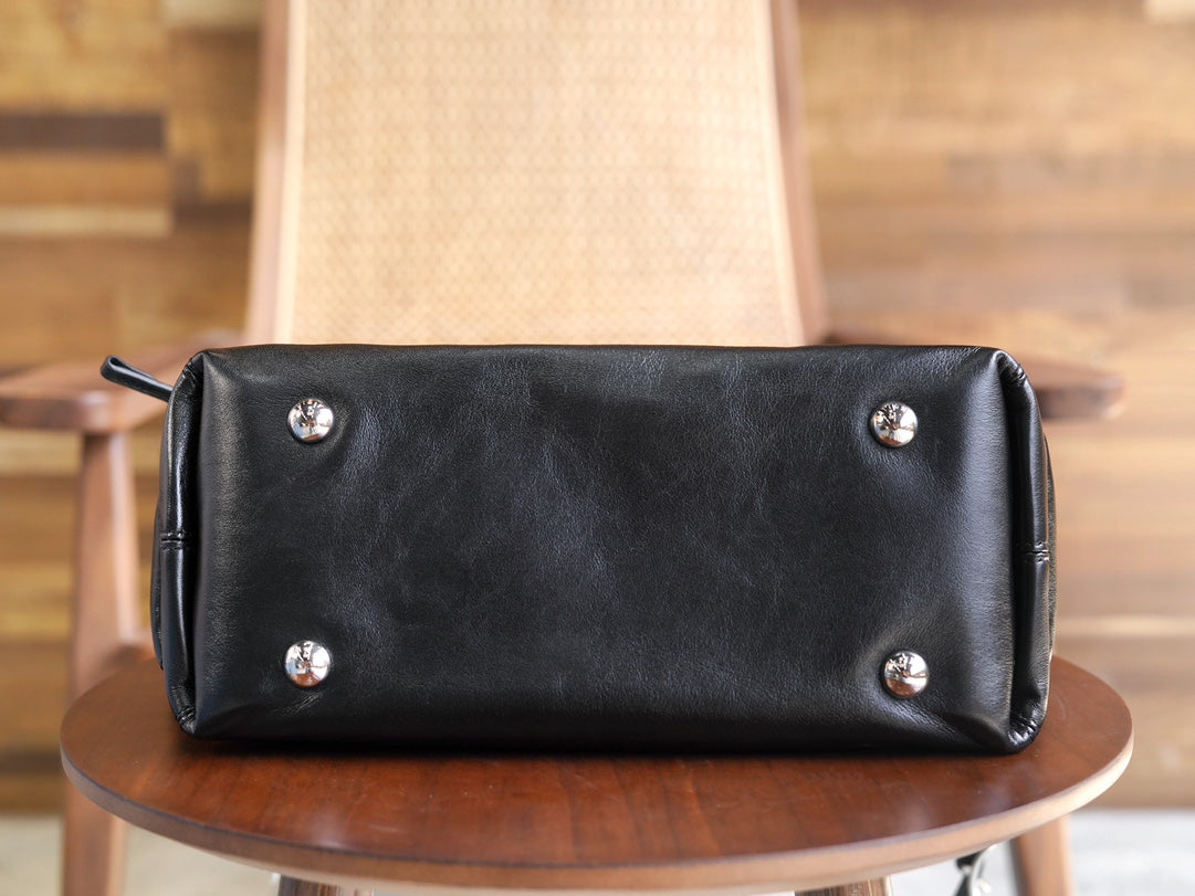 【ルイヴィトン】新作★大人気★Carryall NM|◆嬉しい大容量♪関税送料込み