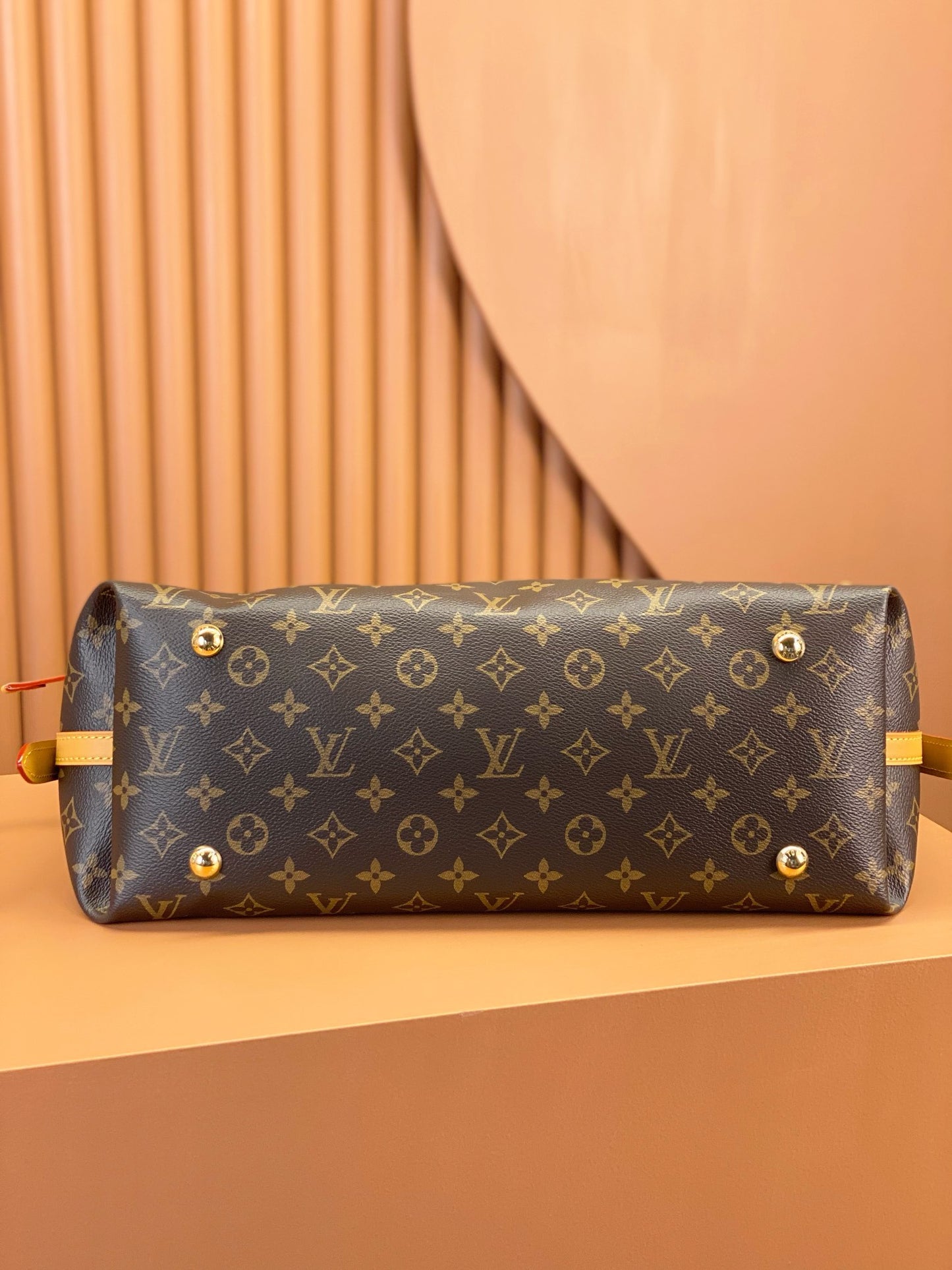 【ルイヴィトン】入手困難◆関税送料込み◆Carryall MM|春の限定モデル♪