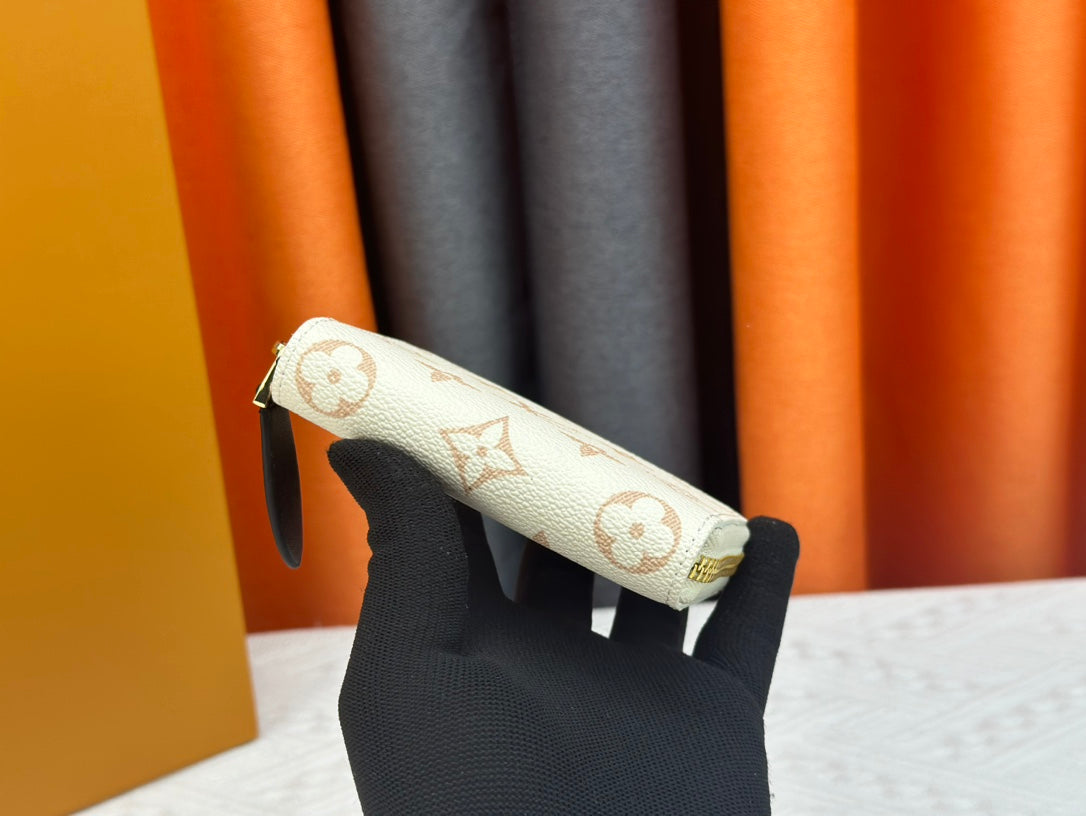 ルイ・ヴィトン】Zippyシリーズ 短財布||期間限定セール中!