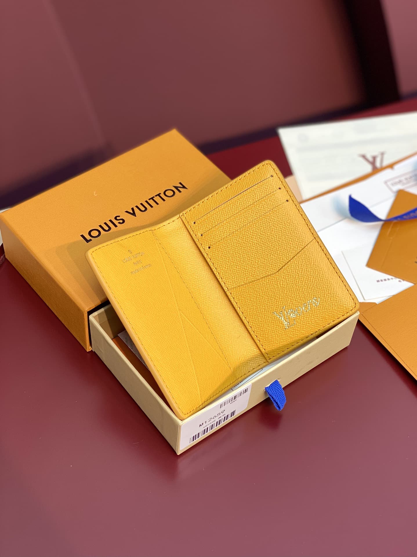 【ルイヴィトン】カード＆名刺入れ付多用途長財布 今季注目♪2色展開